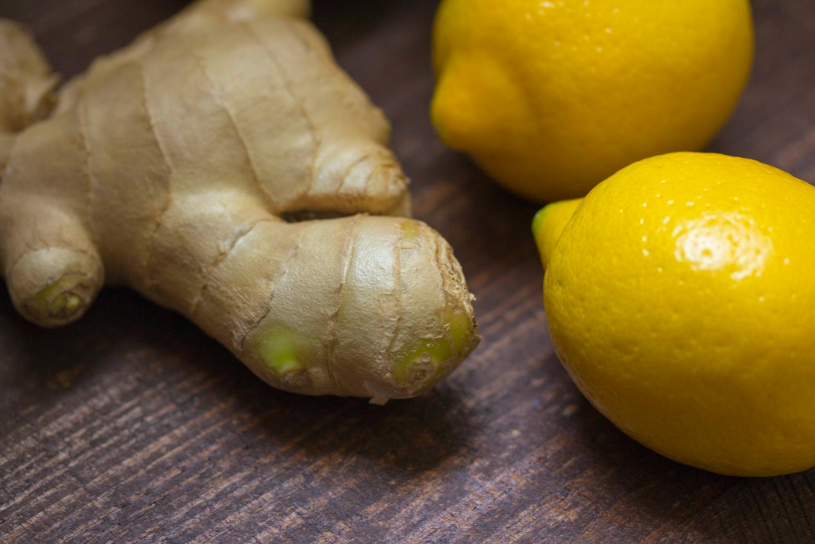 Ginger and 2 Lemon Fruit